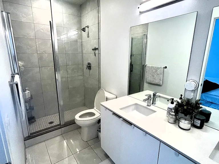 30 Ordnance St #2402 — Photo 27