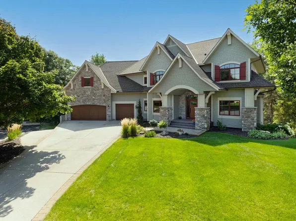 18674 Ponderosa Ct, Eden Prairie, MN 55347