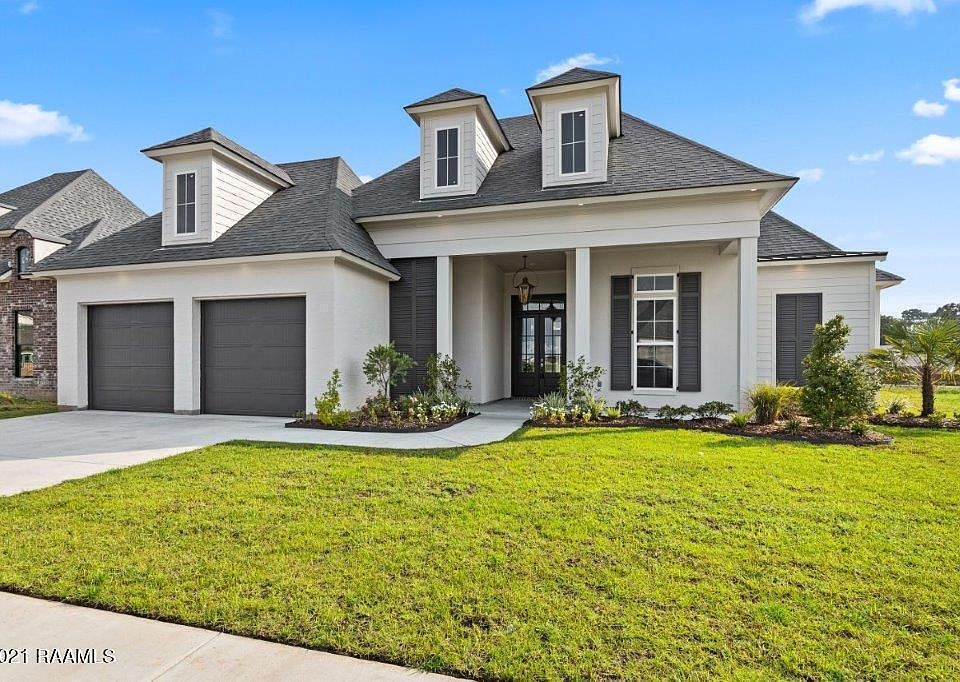 1st image of 217 Canary Palm Way