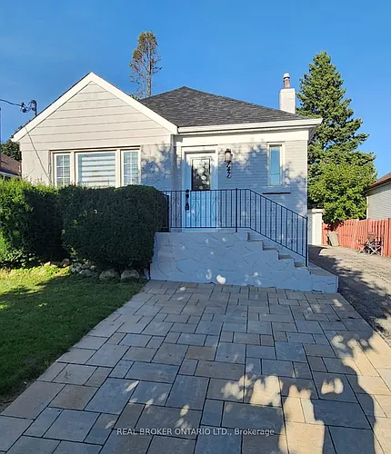 147 Lasalle Ave #UPPER Photo 1 147 Lasalle Ave #UPPER Photo 1