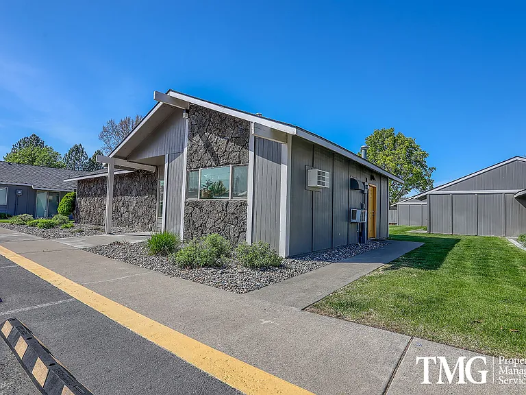 200 Waldron St — Photo 11
