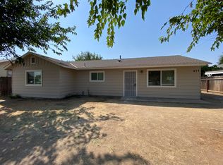 477 N Euclid Ave, Dinuba, CA