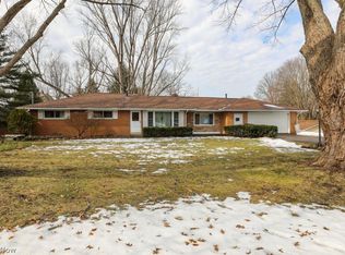6361 Marchinn Dr, Ravenna, OH 44266