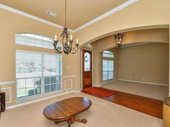 4th image of 1288 Forest Green Dr