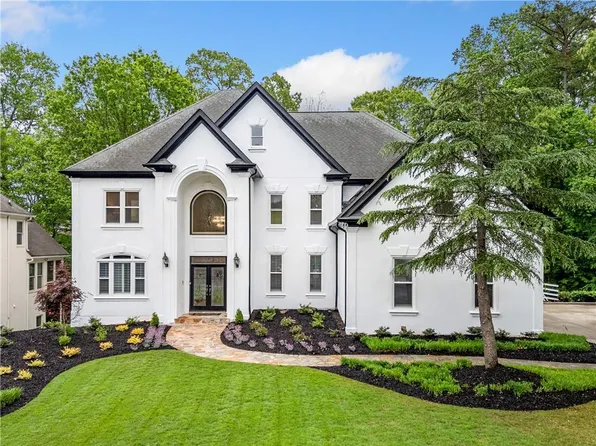 2321 Edgemere Lake Cir, Marietta, GA 30062