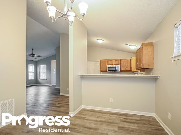 5th image of 5104 Rocky Forge Dr