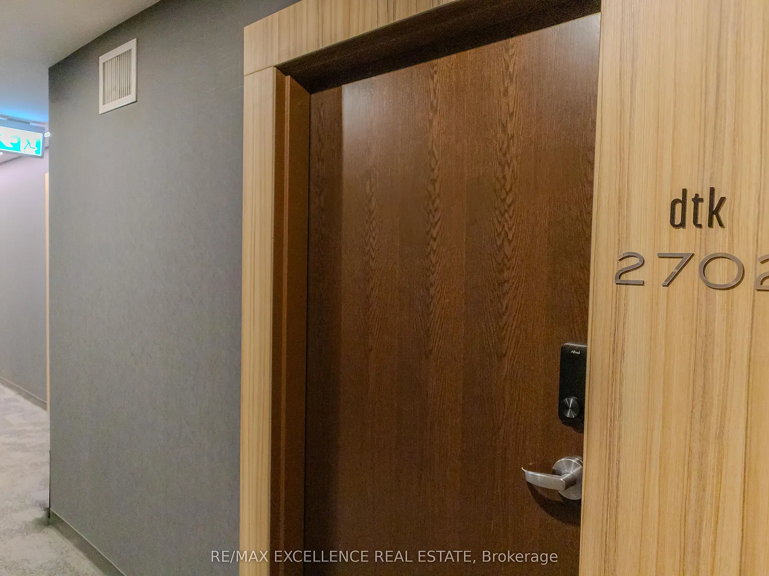 2 bed, $2,100 — Photo 4