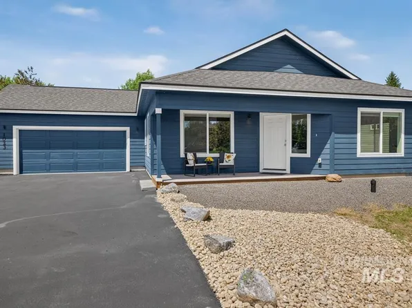 1023 Kaitlyn Loop, McCall, ID 83638