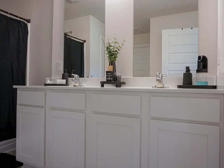 4703 Airmen Dr — Photo 31