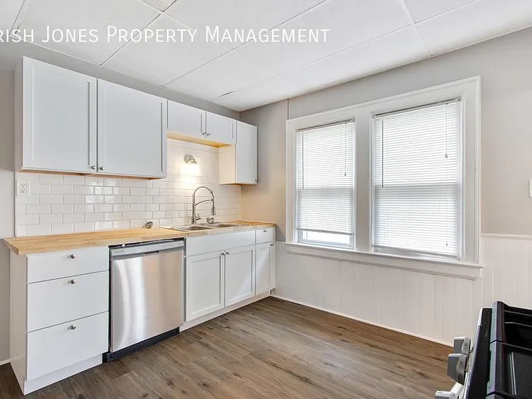700 Hopkins St #2 — Photo 5