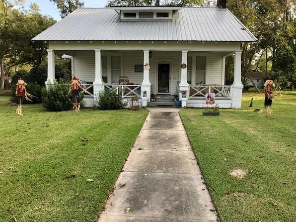 606 W 4th St, Ocilla, GA 31774