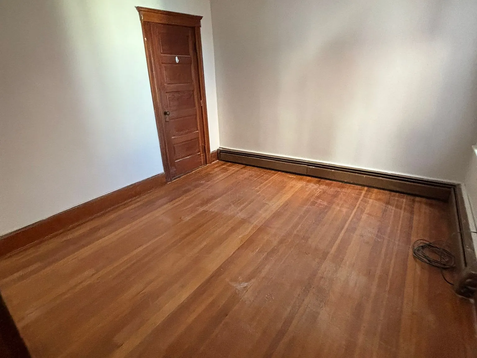 2 bed, 950 sqft, $2,200 — Photo 3