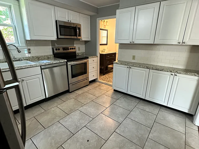 36 Pleasant St #1 — Photo 10