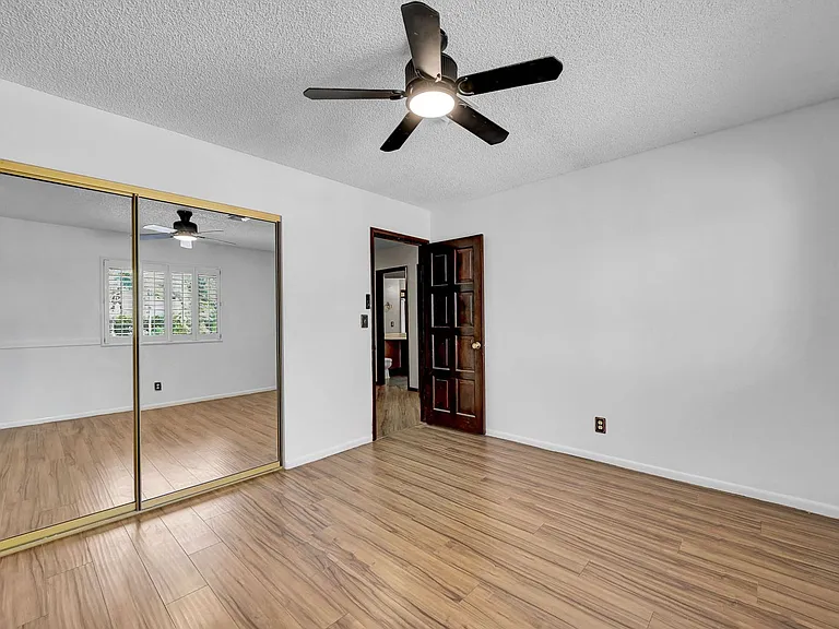 6975 Obannon Dr — Photo 42