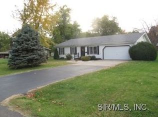 42 Grainey Dr, Glen Carbon, IL