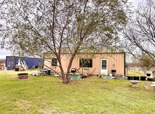 869 State Highway 171, Hubbard, TX 76648