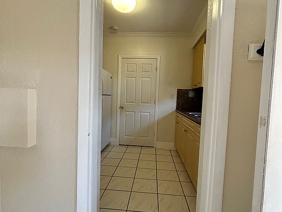 3rd image of 1720 NW 32nd Ave