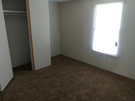 ROOMY SECOND BEDROOM