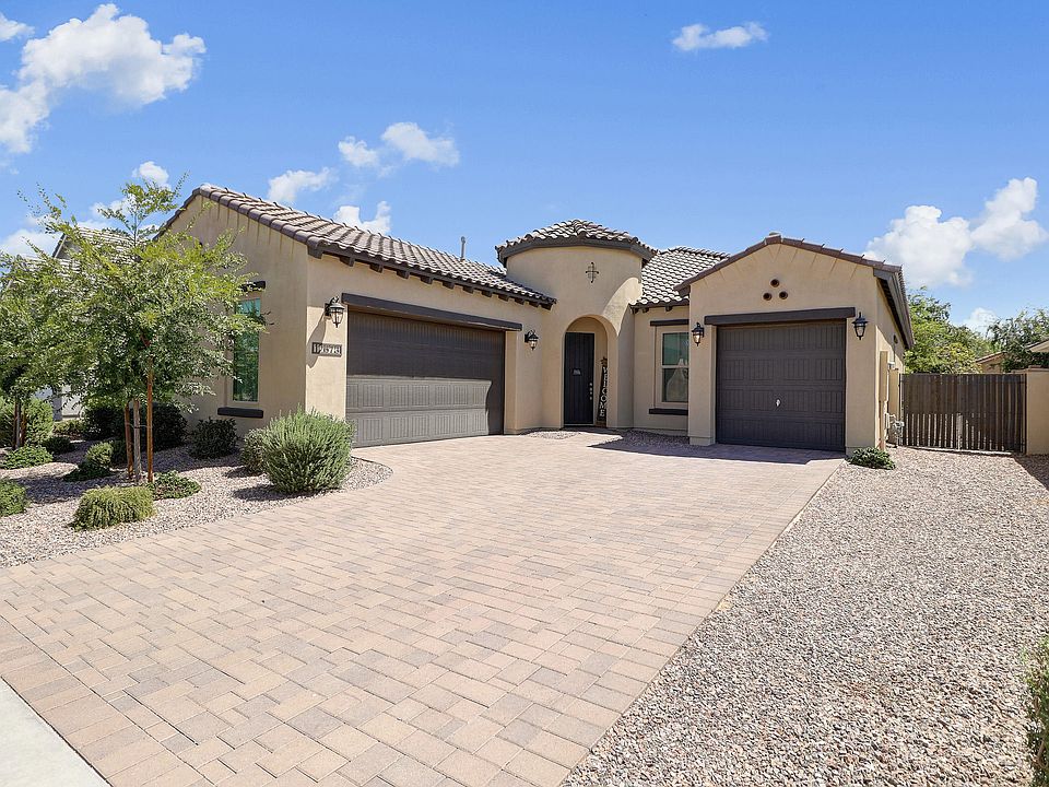 1st image of 12673 N 143rd Dr