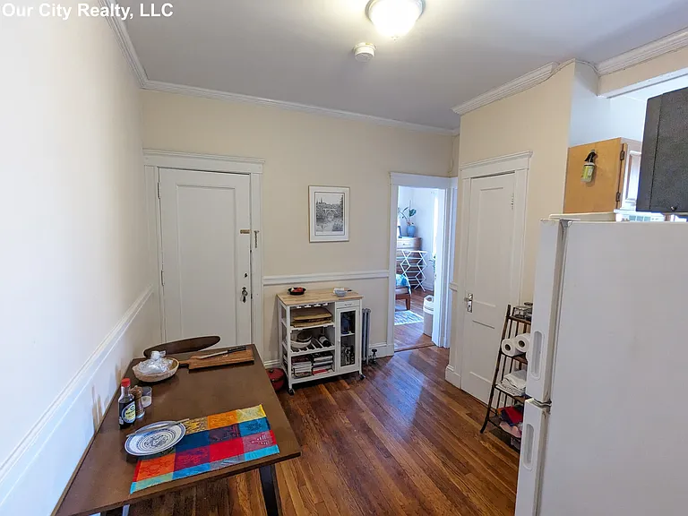 Wendell St — Photo 15