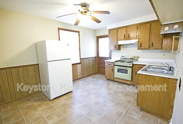151 Airport Rd #A — Photo 7