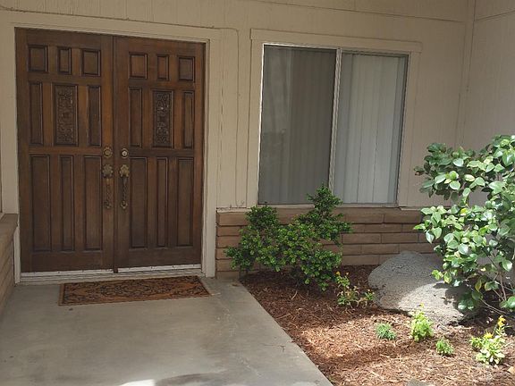 3rd image of 6653 N Winchester Ave