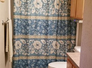 809 E Main St, Geronimo, OK 73543