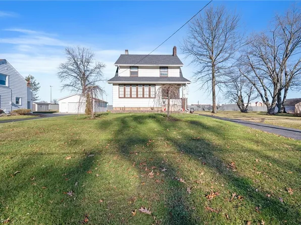 72 Macarthur Dr, Youngstown, OH 44512