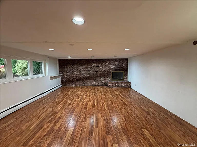 14 Glenn Dr — Photo 18