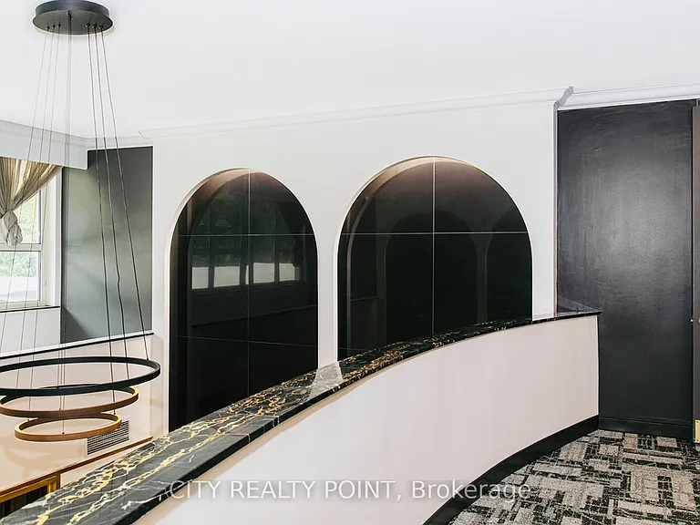 10 Shallmar Blvd #510 — Photo 15