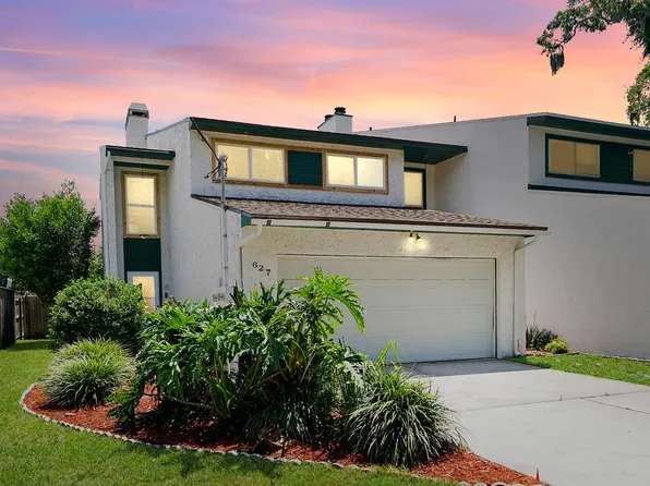 627 Egret Bluff Ln, Jacksonville, FL 32211
