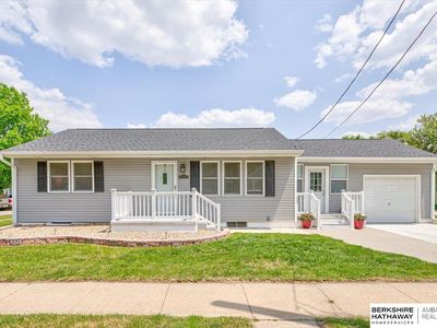 519 N 22nd St, Council Bluffs, IA, 51501