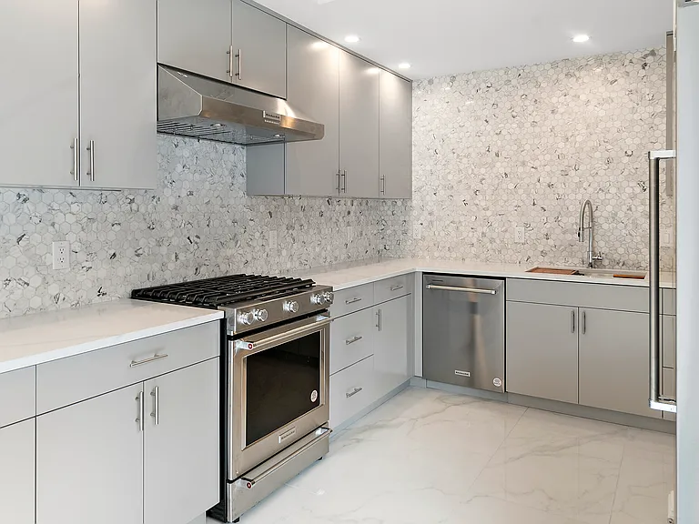89 Hancock St #1 — Photo 2