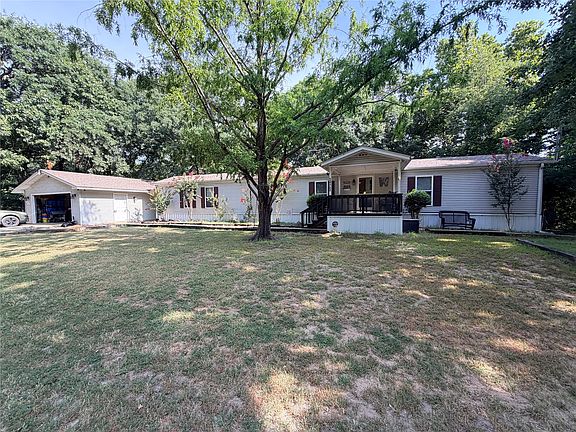 2nd image of 427595 E 1152nd Rd