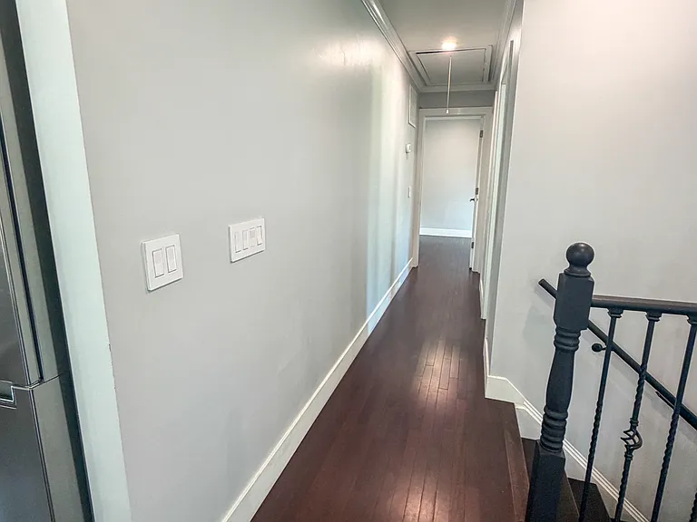 17 Kingsbury Rd — Photo 14