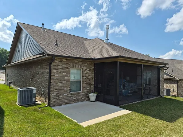 1408 Kenzi Rose Ln, Knoxville, TN 37918
