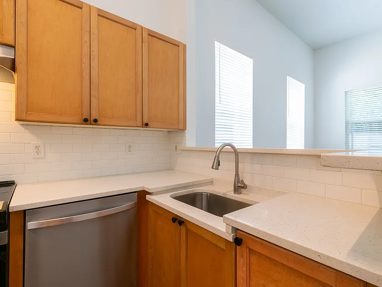 1528 Ralph David Abernathy Blvd SW #B104 — Photo 4