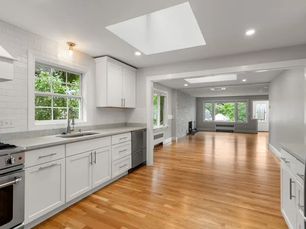 15 Judkins Rd, Medford, MA 02155
