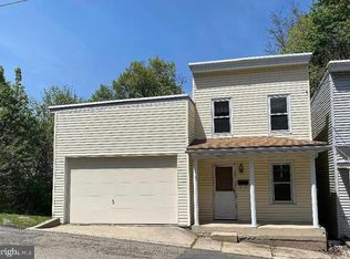 606 Boone St, Pottsville, PA 17901