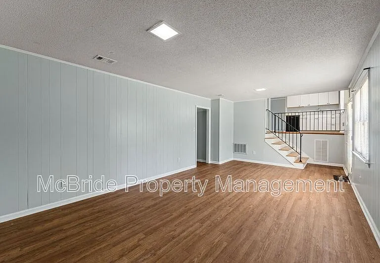 293 Twin Pines Dr — Photo 10