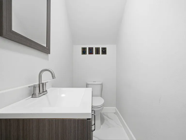 1413 Whispering Pines Dr #5 — Photo 12