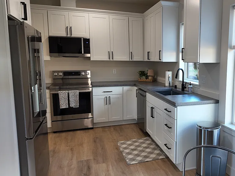 4011 W 4th Ave — Photo 1