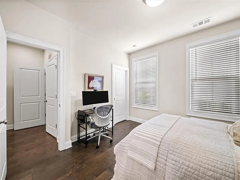 1829 La Dawn Ln NW — Photo 35