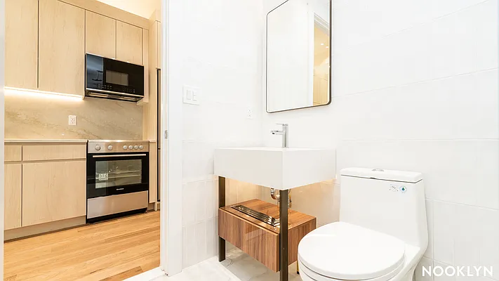 Rented by Nooklyn NYC LLC | media 11