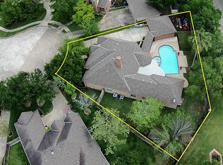 9702 Bracket Ct, Houston, TX 77065