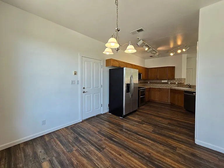 3 Wood Flower Pl — Photo 10
