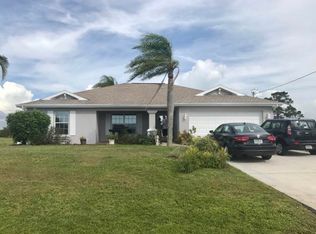1711 NW 8th Pl, Cape Coral, FL 33993