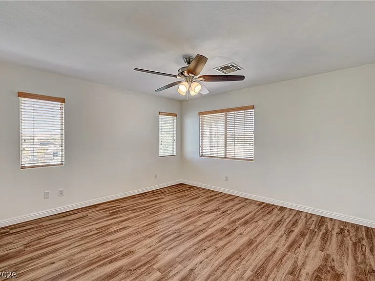 6457 Abbey Door Ct — Photo 11