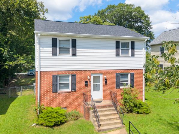 2406 4th Ave #2406