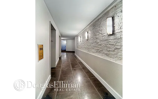 Rented by Douglas Elliman | media 24